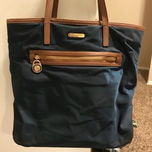 Loved! Michael Kors Tote